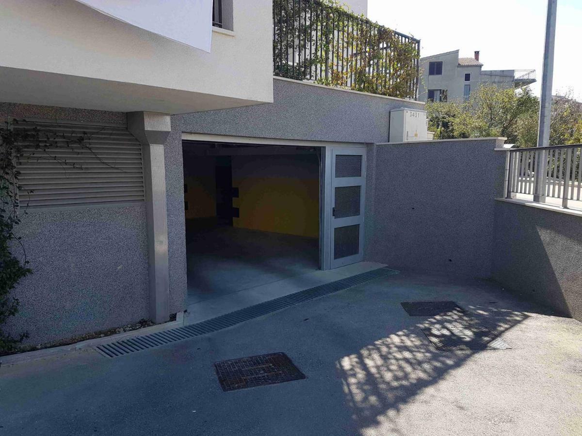 Apartment Rio โปดสตรานา ภายนอก รูปภาพ